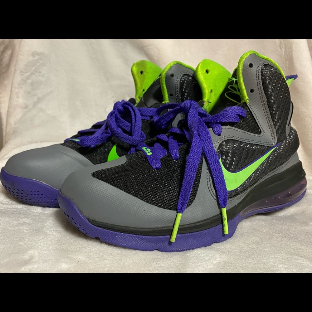 Nike Lebron 9 "Joker"